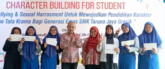 HUT yang ke 55th SMK Taruna Jaya Gresik